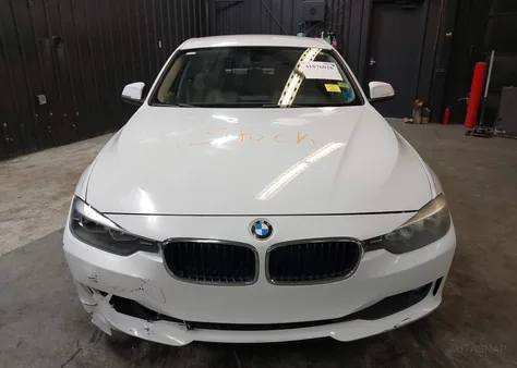 WBA3B1G50FNT07918